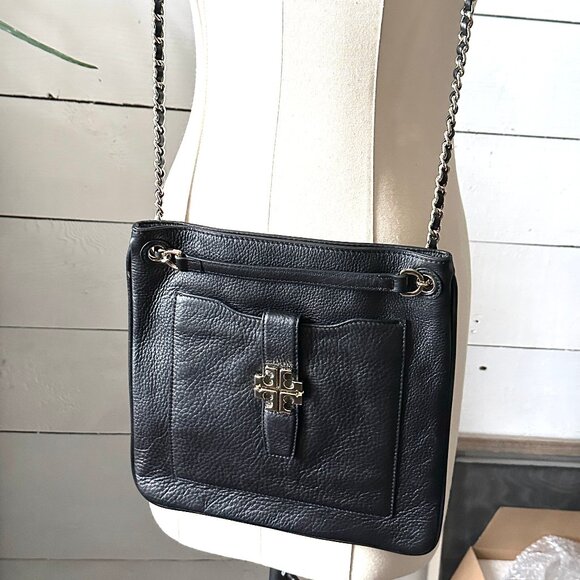 Excellent Tory Burch Britten Chain Crossbody Bag Pebbled Black Logo - Picture 1 of 6